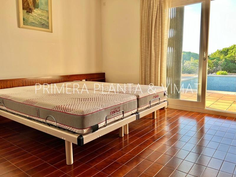 Foto 7d3dc8b0-a69c-4692-b22e-77d2117051bd. Chalet con riscaldamento parcheggio piscina in Urbanitzacions Mataró