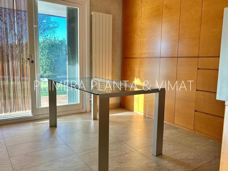 Foto a2d8a37d-f5a8-418b-a12d-059993c8a3cf. Chalet con riscaldamento parcheggio piscina in Urbanitzacions Mataró