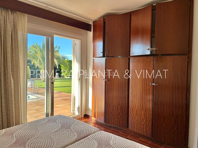 Foto ff038c57-6ade-4f8c-90e7-41bfb54969ee. Chalet con riscaldamento parcheggio piscina in Urbanitzacions Mataró