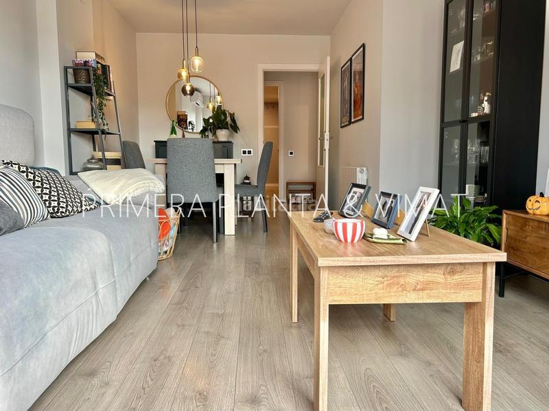 Foto 2c4e1955-fbfa-416f-834c-335e087b4d17. Flat with heating parking in Centre Mataró