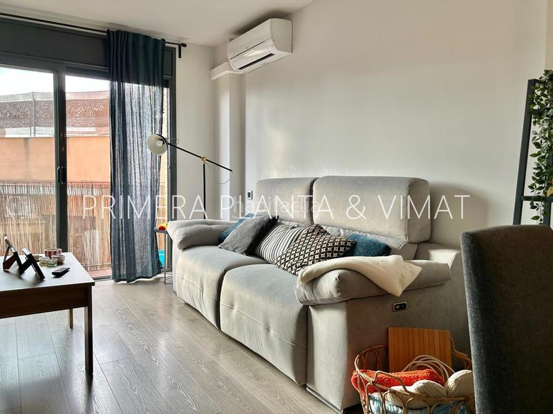 Foto 2d0dcbcb-6e71-425c-85c1-c4c300bf267d. Flat with heating parking in Centre Mataró