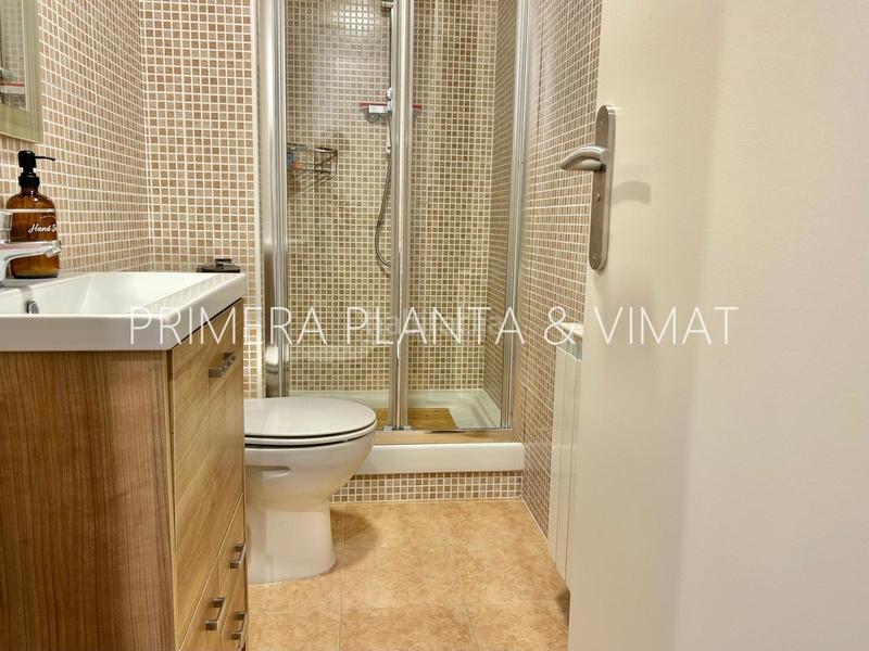 Foto 3cc1771b-caf4-452f-814a-2f2f26b05168. Flat with heating parking in Centre Mataró