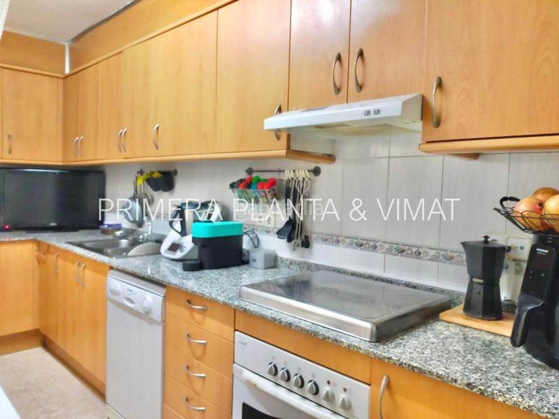 Foto 5dea44fa-58e2-449d-8c1c-38385226aee5. Piano terra con riscaldamento parcheggio in Els Molins Mataró