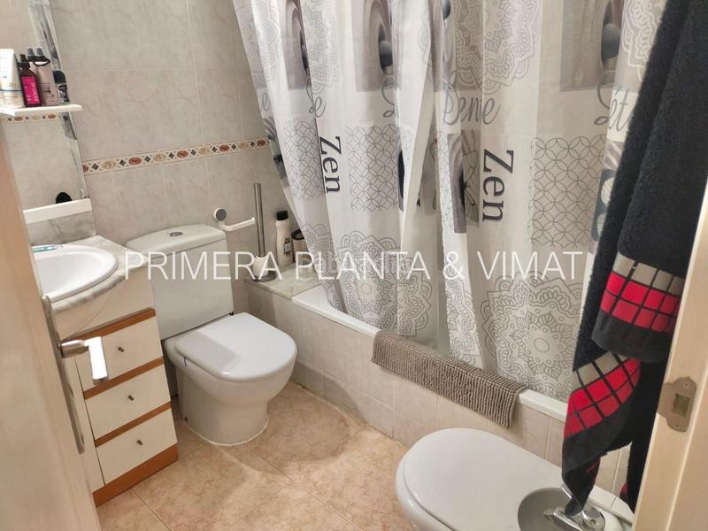 Foto 6aae170a-1a53-4c2c-b9e4-60bf09fac43c. Piano terra con riscaldamento parcheggio in Els Molins Mataró