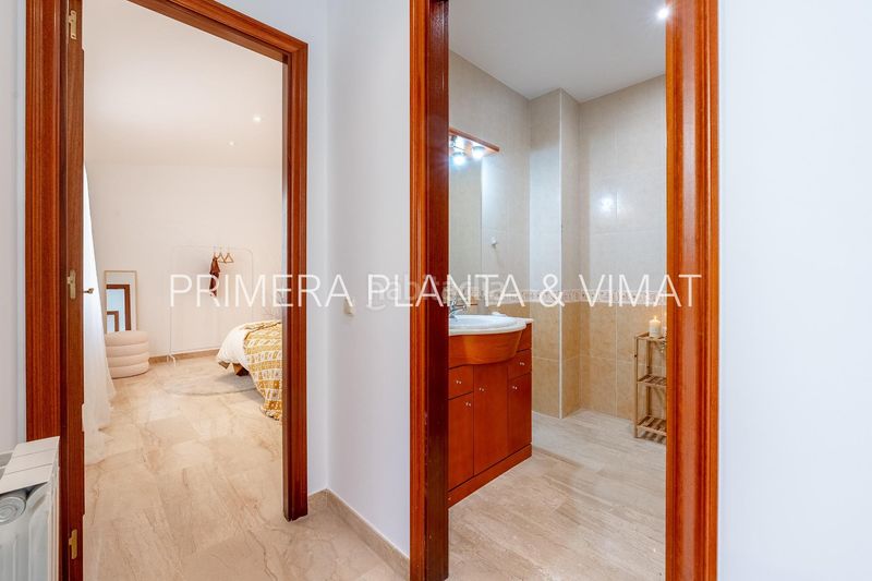 Foto f9cd2433-06c0-488a-b4d6-82b7ec413f32. Planta baixa amb calefacció a Havana Mataró