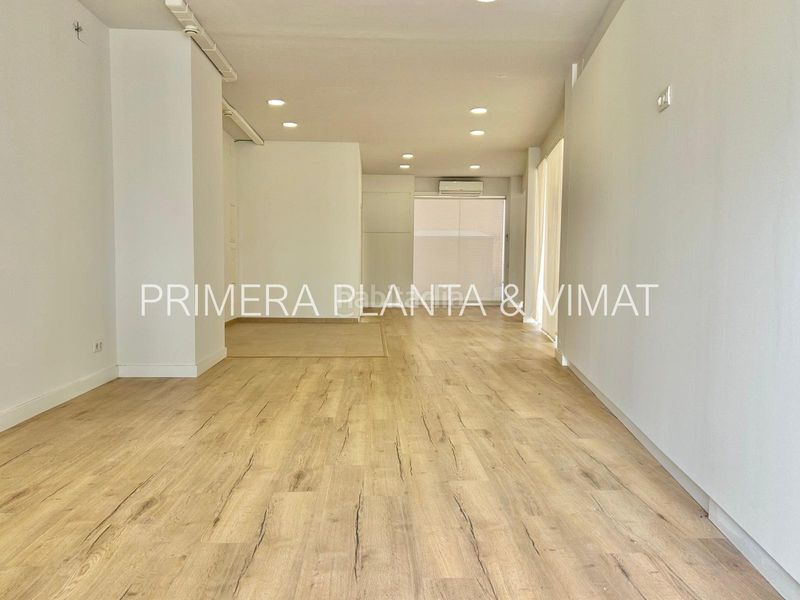 Foto 1042a658-48e6-40e0-98eb-e9af36676537. Lloguer local comercial a Eixample Mataró