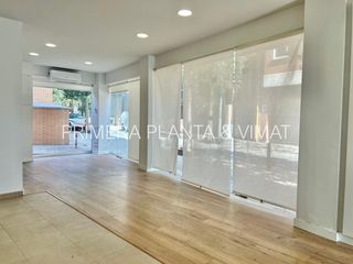 Miete Geschäftsraum in Eixample. Esquinero con gran visibilidad !!