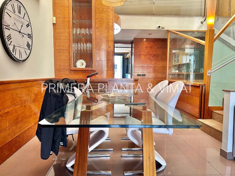 Foto 58bf0a80-a6bf-4a3f-ad7d-87db6252931f. Àtic amb calefacció aparcament a Centre Mataró