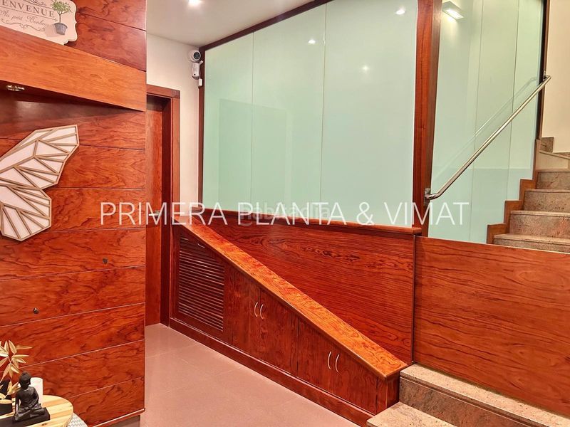 Foto e8a5860e-4fa7-4a32-9a54-b0dd8f963d96. Àtic amb calefacció aparcament a Centre Mataró