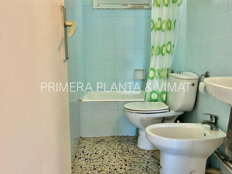 Foto ced85684-c812-487b-b5c7-a4652d8463f3. Pis a Peramàs Mataró