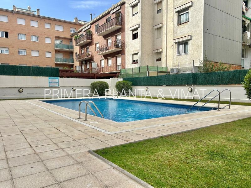 Foto 3f9e3aa3-bf09-4a46-a7d8-1ed7d18bd807. Àtic amb calefacció piscina a Calella