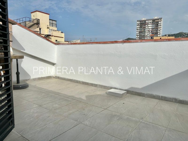 Foto 5534295e-f0ae-4001-b76a-89136511e79c. Àtic amb calefacció piscina a Calella