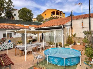Haus in Residencial Park. En 637 m2 de parcela llana!!