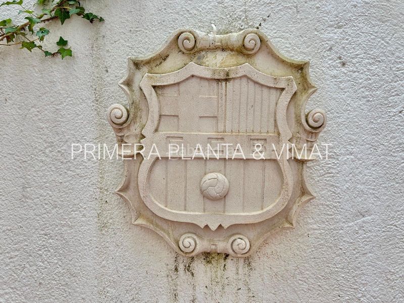 Foto 49c691c6-26e1-4630-b3a6-52b621393654. Planta baixa amb calefacció aparcament a Canet de Mar