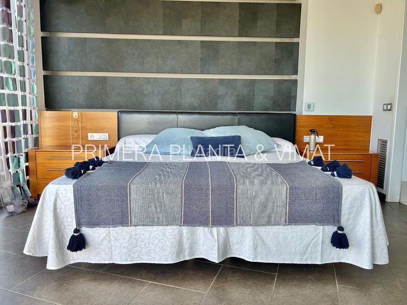 Foto 7a4c1410-12ca-4782-a698-53a1e8343064. Casa amb calefacció aparcament piscina a Vallveric Mataró