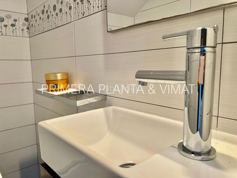 Foto cc029e0e-0ed4-45a9-b24f-b9499493bfa9. Casa amb calefacció aparcament piscina a Vallveric Mataró