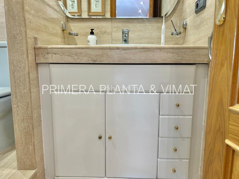 Foto aadf32cb-3d09-4ecc-9be8-194ee9524c0c. Casa amb calefacció aparcament piscina a Vista Alegre Mataró