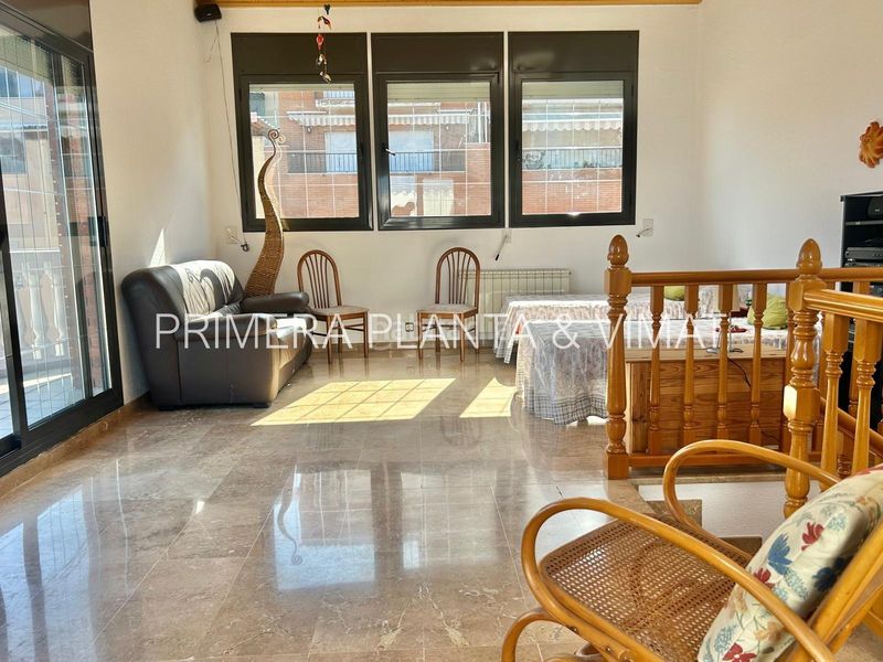 Foto b5aa56f9-07ba-47cb-a106-d938e40e5bfa. Casa amb calefacció aparcament piscina a Vista Alegre Mataró