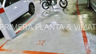 Aparcament cotxe a Via Europa - Parc Central