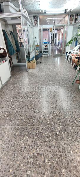 Foto 1dba7203-d2a7-4fcd-a2a5-f1faf95bd289. Local comercial en La Salut Badalona