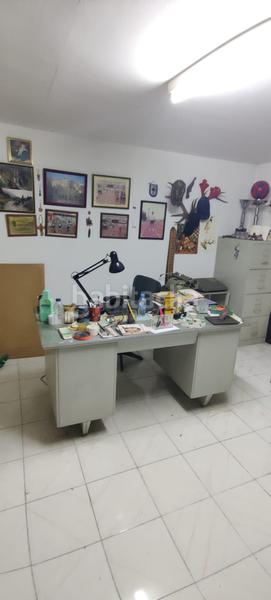 Foto efd9a9b9-5313-4bd0-af27-198dad59ad7f. Local comercial en La Salut Badalona