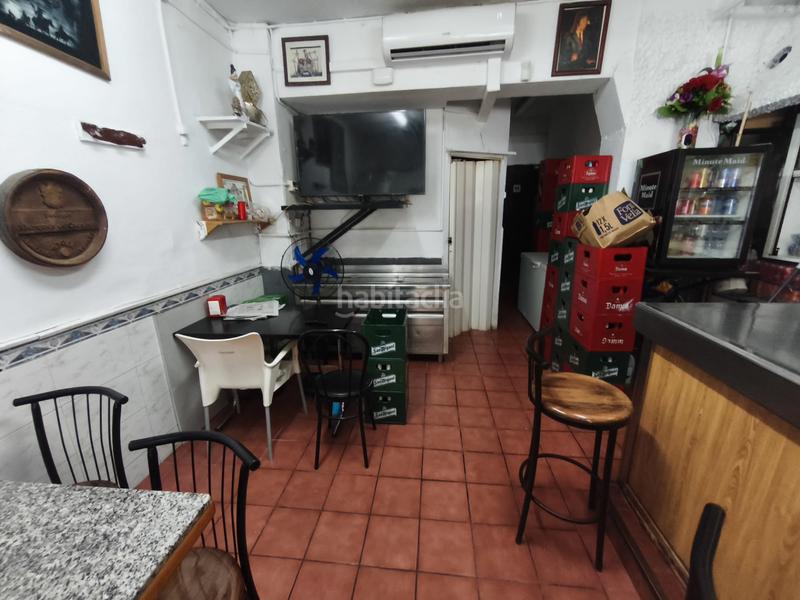 Foto 06f77c50-8419-44c8-9ffe-aae77e6323e0. Local commercial avec chauffage dans La Salut Badalona