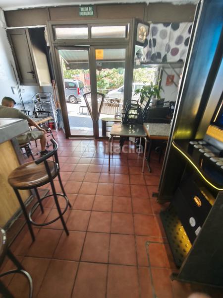 Foto 4a9d20a8-c5a9-454c-87fc-906a354309ce. Local commercial avec chauffage dans La Salut Badalona