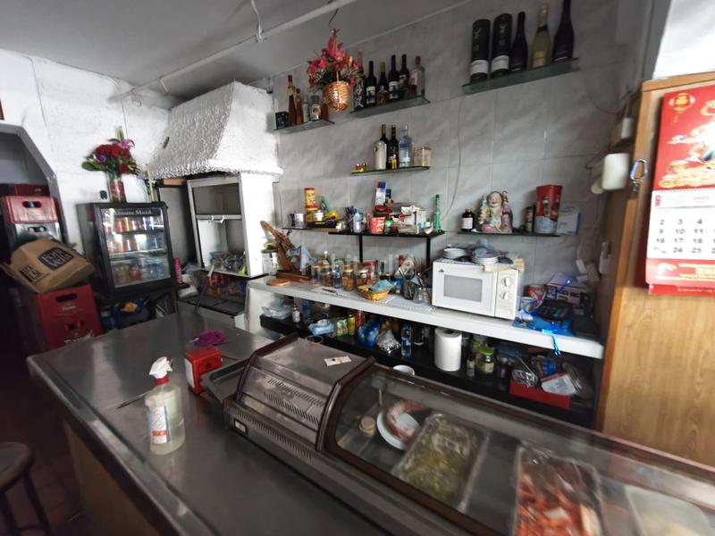 Foto 1f74cb6a-8cc0-49b1-8d0b-2cf7f0376c70. Locale commerciale con riscaldamento in La Salut Badalona