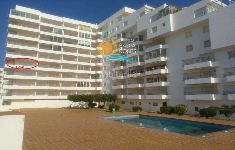 Foto f679c193-1d7a-4fd7-89e6-847869a89b6e. Appartamento con piscina in Santa Margarida Roses
