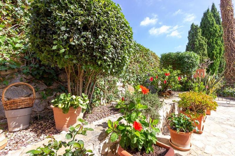 Foto c8a674b7-e651-402b-9ecf-8eba01238b48. Chalet with heating parking pool in Finestrat pueblo Finestrat