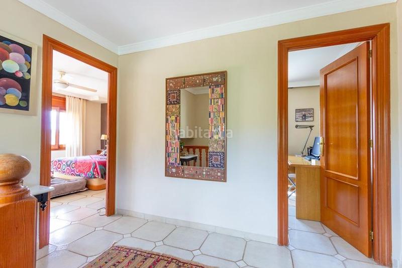 Foto ed4ff985-8efd-44a4-a758-31e680c2b811. Chalet with heating parking pool in Finestrat pueblo Finestrat