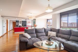 Pis  Plaza papa juan pablo ii. Un concepto de vivienda que redefine el lujo el espacio