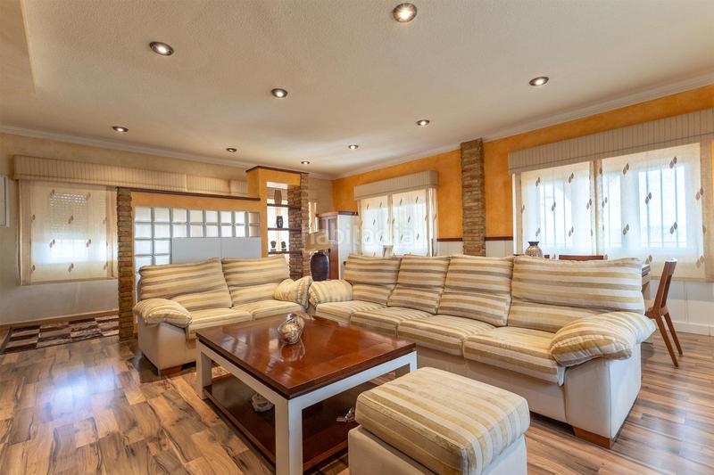 Foto fac44903-9b43-4c8b-b913-ba37531571fe. Chalet  salinetas en Petrer