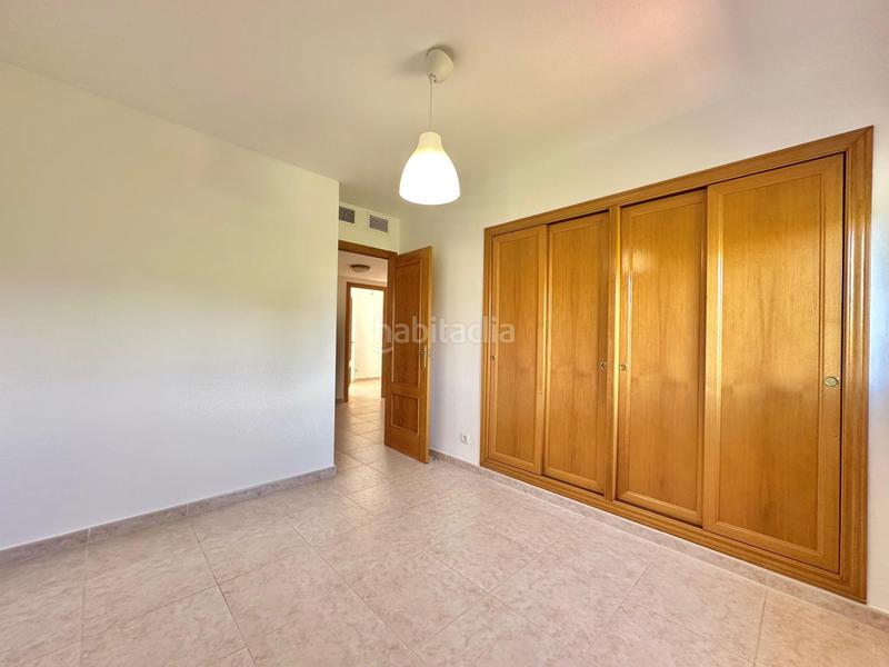 Foto d95faf19-4aeb-43c2-9d55-139b8affb7ad. Affitto casa con parcheggio piscina in Albufereta Alicante