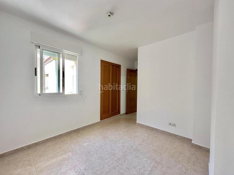 Foto 4cc16d6b-1255-4cec-a349-5b04e94a9860. Alquiler casa magnifico bungalow en playa de san juan en Alicante