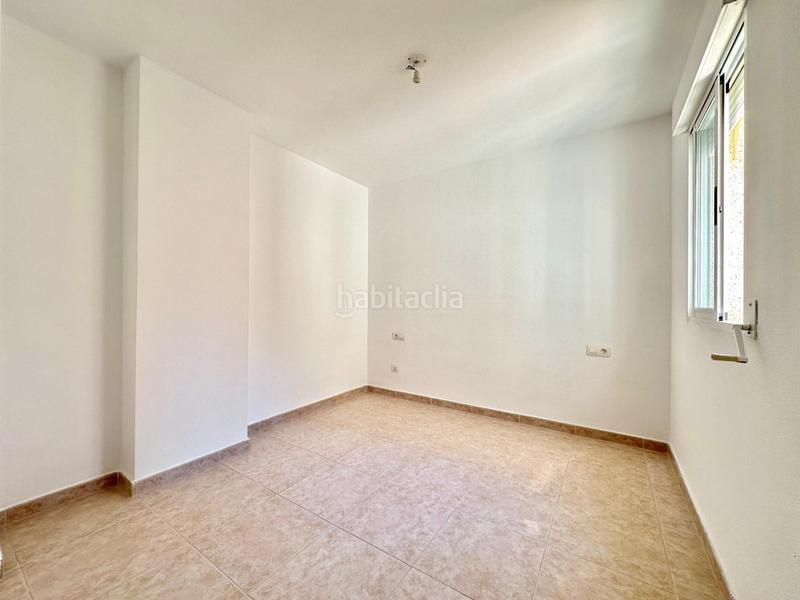 Foto 63cc5498-4045-42fc-874f-3672278c7623. Rent house with parking pool in Albufereta Alicante