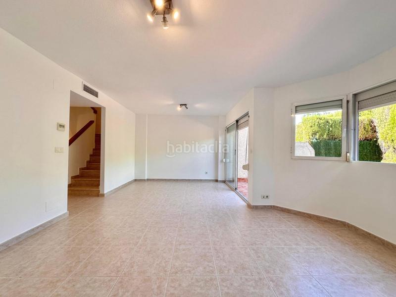 Foto e4119e2a-bbc9-4af8-bb37-ef29dfefa511. Rent house with parking pool in Albufereta Alicante