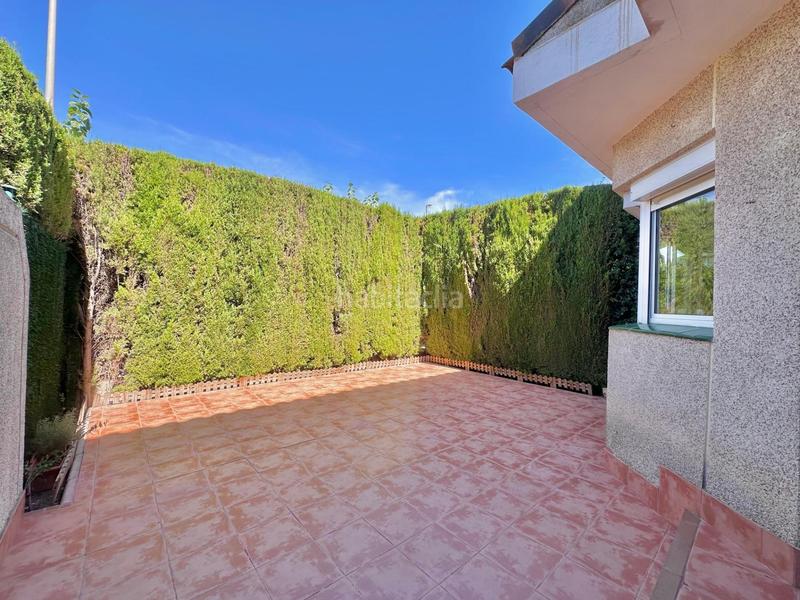 Foto ef8f2d40-31b4-41f0-b05e-cb5815e36b17. Rent house with parking pool in Albufereta Alicante