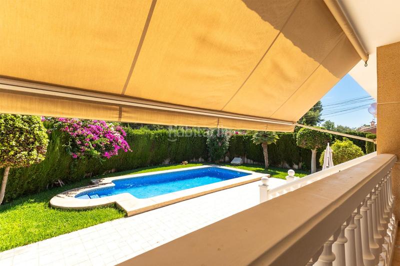 Foto 3464579c-71a0-466e-8f14-0c3917d5bd55. Xalet amb calefacció aparcament piscina a La Huerta Mutxamel