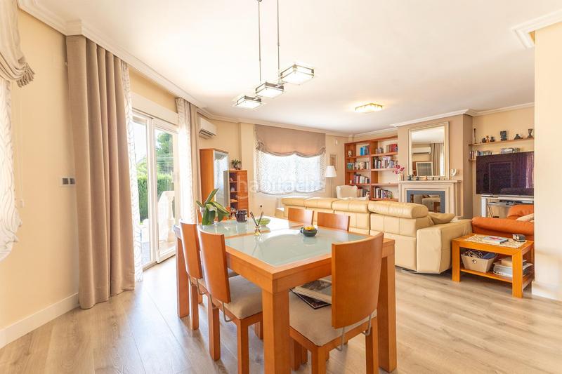 Foto 48367a06-4012-4a9e-82d7-0332f290f430. Xalet amb calefacció aparcament piscina a La Huerta Mutxamel