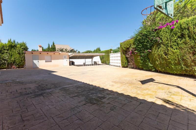 Foto 536be0b7-ae0b-42f4-b949-1256dcc033f9. Xalet amb calefacció aparcament piscina a La Huerta Mutxamel