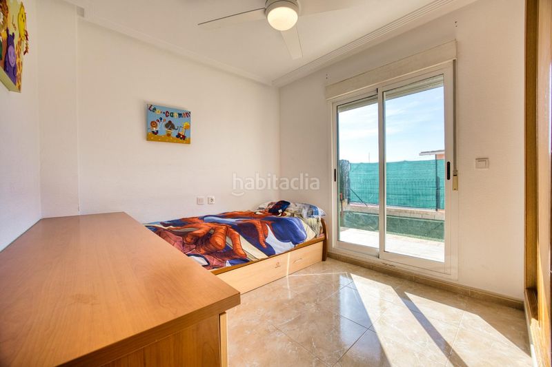 Foto 584f72c0-1680-41c1-b672-dafb524693d1. Casa aparellada amb piscina a Bonalba-Cotoveta Mutxamel