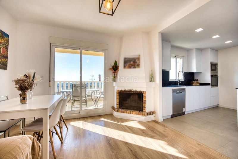 Foto 6622a64e-f832-4c41-b88b-e625bc3290b3. Casa aparellada amb piscina a Bonalba-Cotoveta Mutxamel