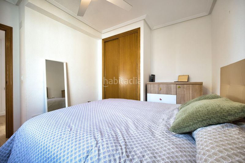 Foto 907e1ed1-a860-4121-ba86-1164f9125706. Casa aparellada amb piscina a Bonalba-Cotoveta Mutxamel