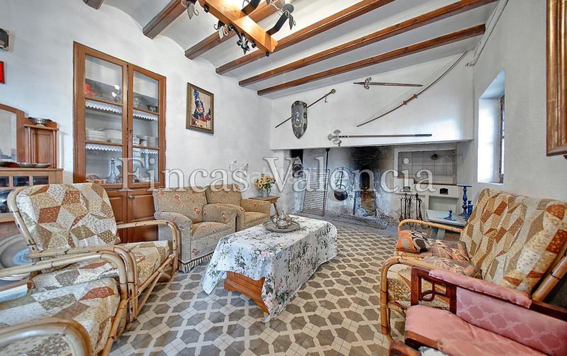 Foto 0faff0da-bf1a-4626-8157-2eedf6c5a2fd. Masia amb aparcament piscina a Batoi Alcoi