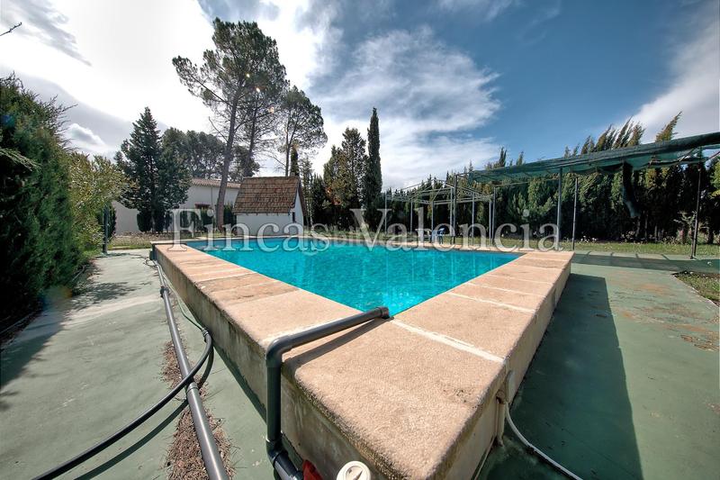 Foto 98e29dcb-9470-48b0-bba3-2369e1e73fcc. Masia amb aparcament piscina a Batoi Alcoi