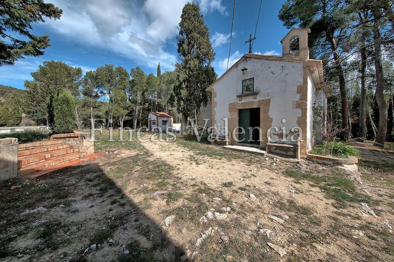 Foto dedddd20-4325-4d81-b588-b7adc65ab290. Masia amb aparcament piscina a Batoi Alcoi