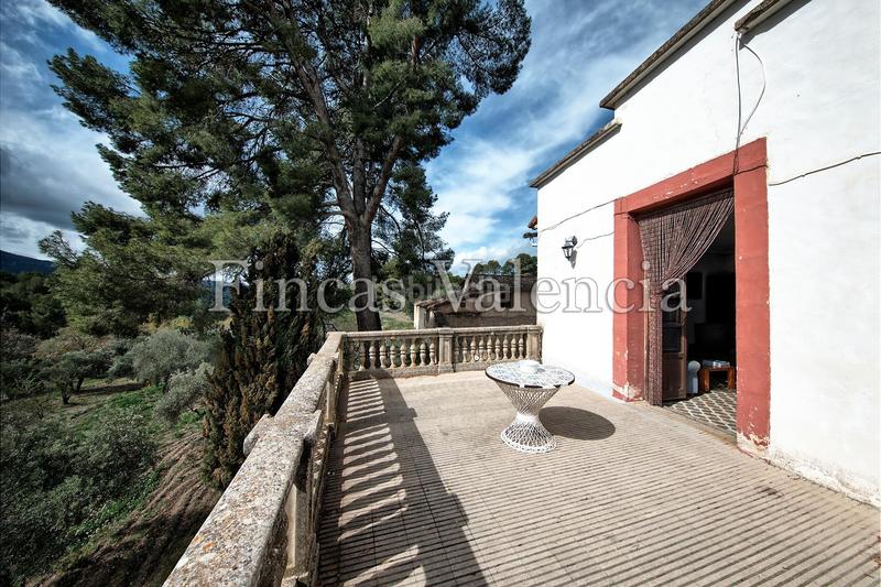 Foto f749bd4c-d85c-47b5-bd94-d80c9d584d5d. Masia amb aparcament piscina a Batoi Alcoi