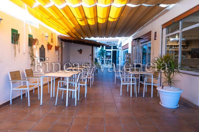 Foto 5286e54a-af0f-440c-8720-6e714ebf593f. Alquiler local comercial trasapaso restaurante en la cañada en Paterna