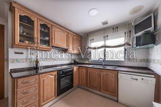 Pis  Calle dr palos. Piso 4 habitaciones plaza garaje y trastero en sagunto